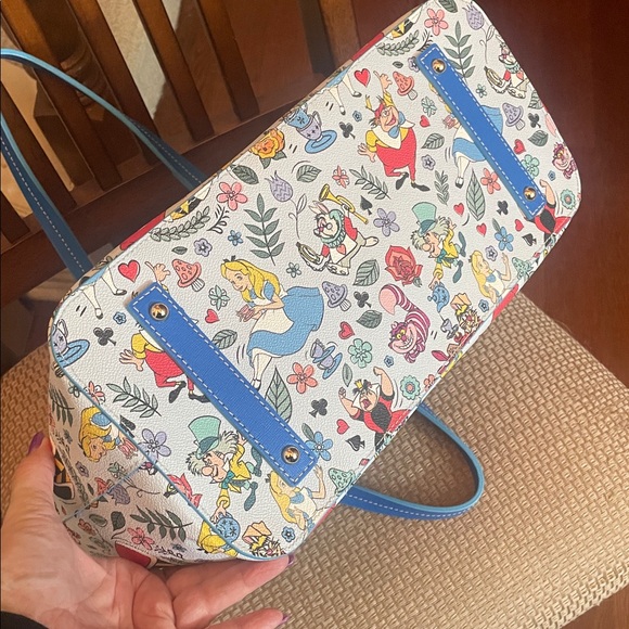 Disney Dooney and Bourke Alice in Wonderland tote - Picture 5 of 7